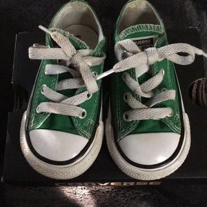 Infant/toddler size 5 green converse